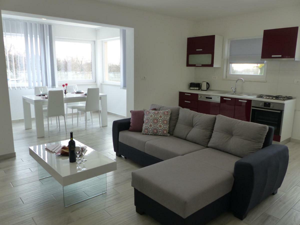 Apartmani Danica 보드냔 외부 사진